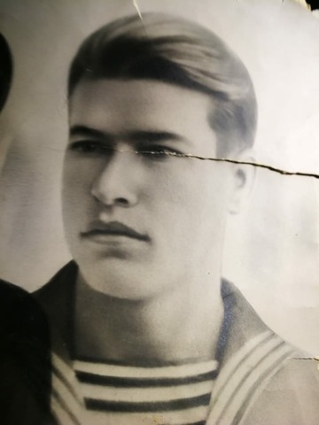 Сегодня у отца нашего Атамана Камшилова В.В. день рождения ему бы исполнился 92 года.