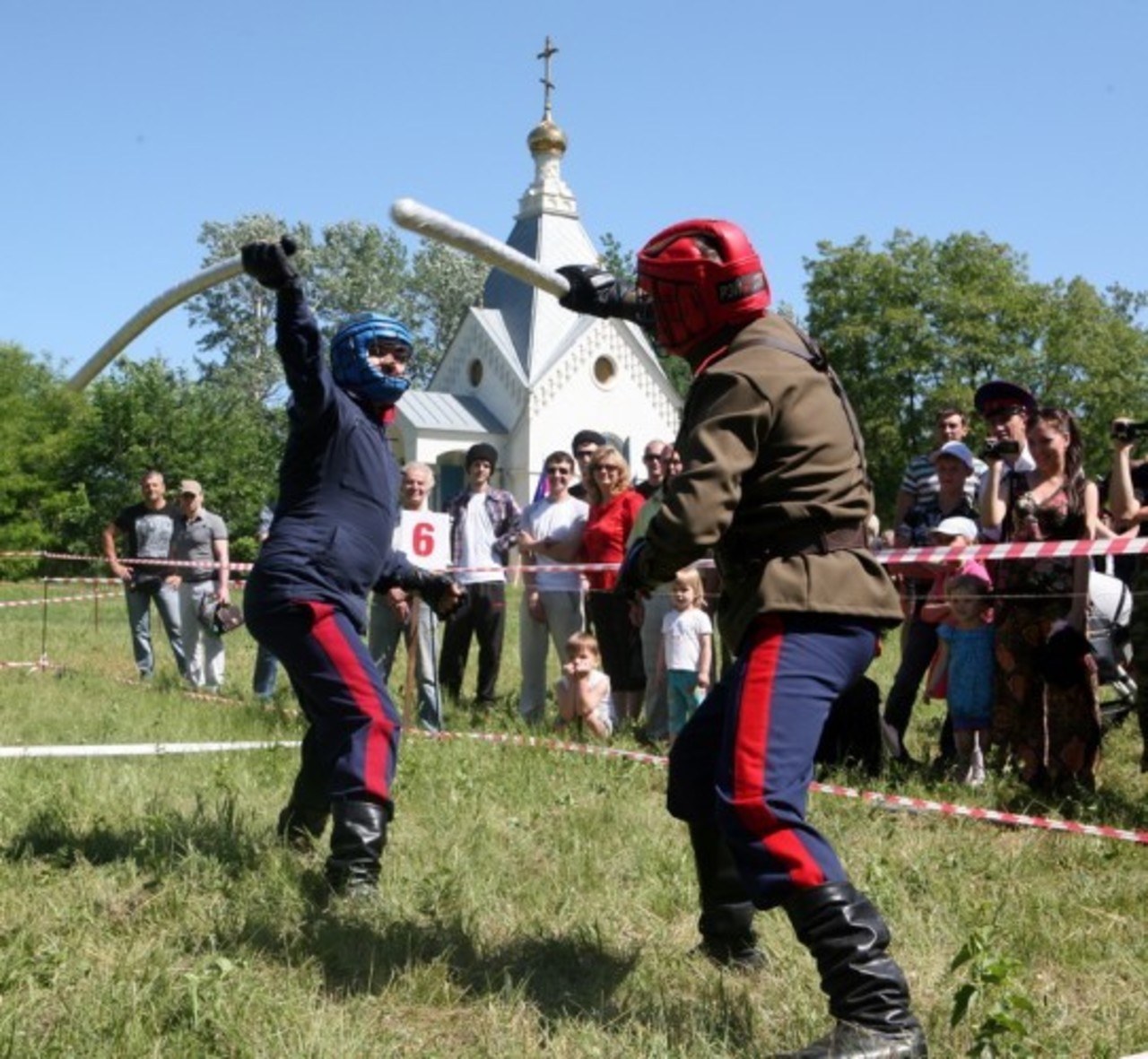 фольклорные казачьи игры. кубанские подвижные игры. сабантуй битье горшков. кубанские народные игры. кубанские дети.