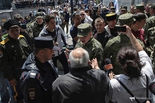 Казачий генерал Маланин о стычке во Владивостоке: Мы никогда не были полицаями