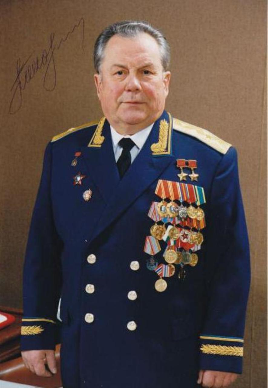 Попович богдан владимирович