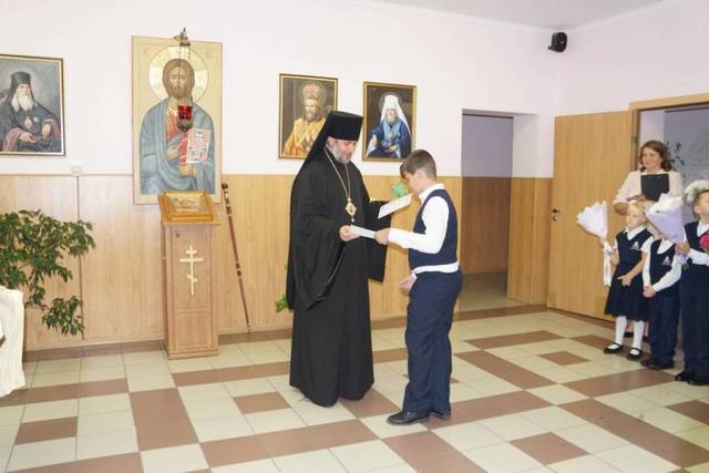 Епископ Касимовский и Сасовский Василий посетил Свято-Сергиевскую школу