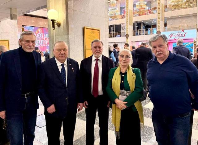 19 февраля 2026 года Верховный атаман СКВРиЗ В.В. Камшилов принял участие в церемонии представления художественного полотна «Наша Победа!» художника Олега Маслова