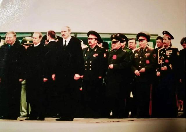 Казаки Союза Казачьих Войск России и Зарубежья во главе со своим  Верховным атаманом   В. В. Камшиловым всегда  готовы обеспечивать защиту Великой России!